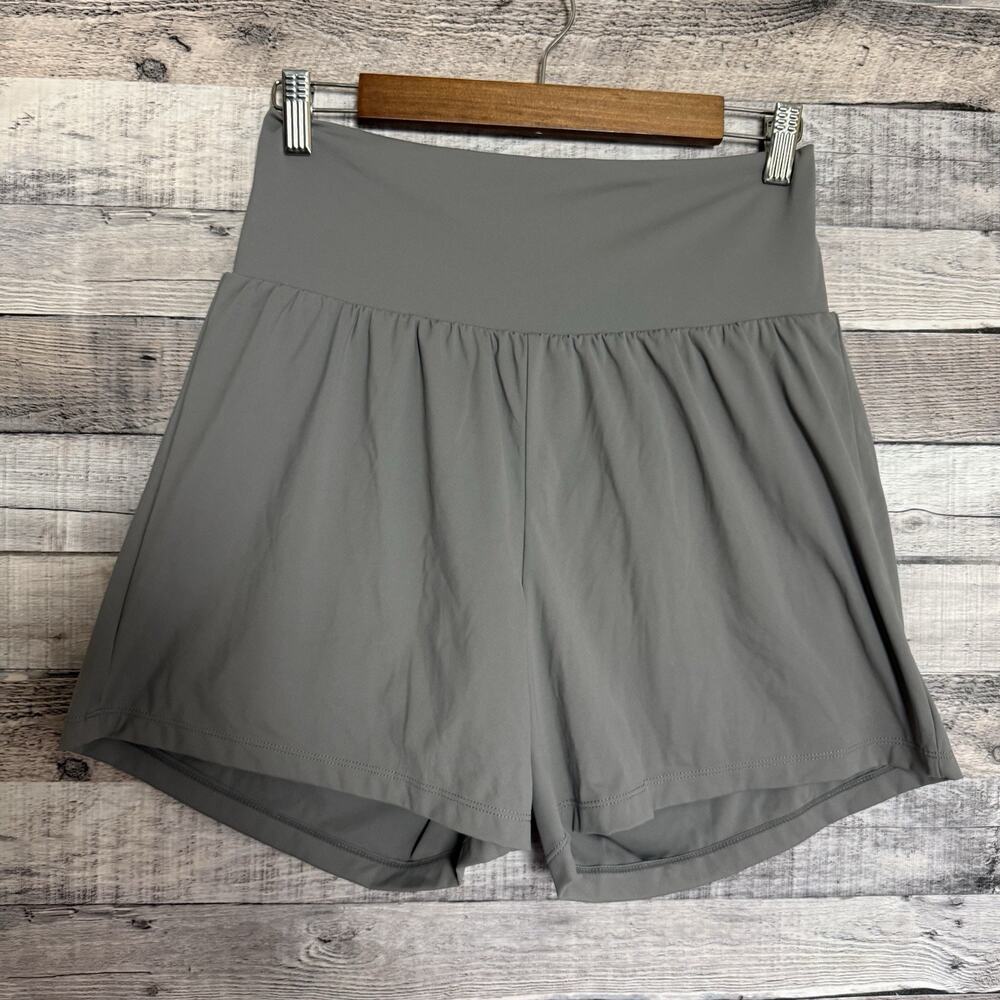 Halara SoftlyZero Airy Athletic Shorts 5” Inseam Women’s Size Large Gray NWT